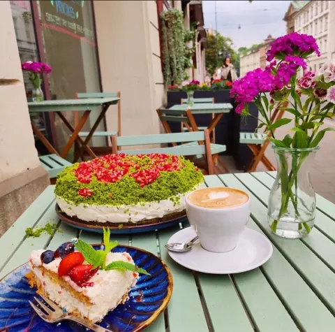 Homemade cakes and desserts from the best local products of Frania Cafe